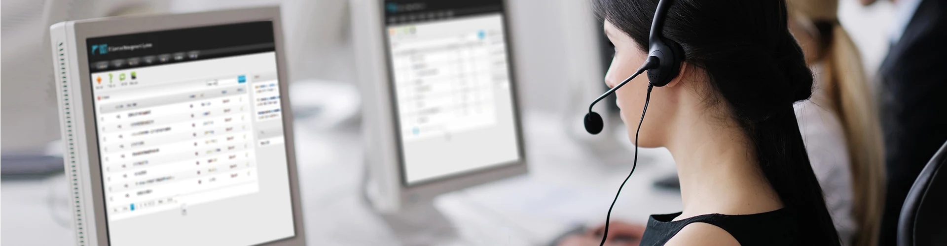 ຕິດຕໍ່ພວກເຮົາ